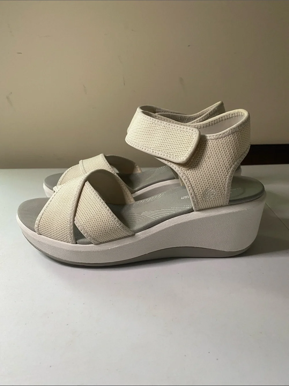 Clarks lightweight wedge